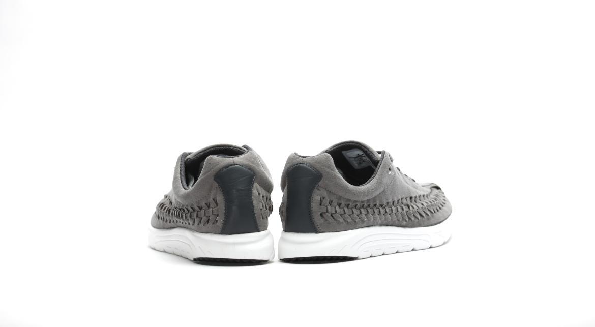 Nike Mayfly Woven 